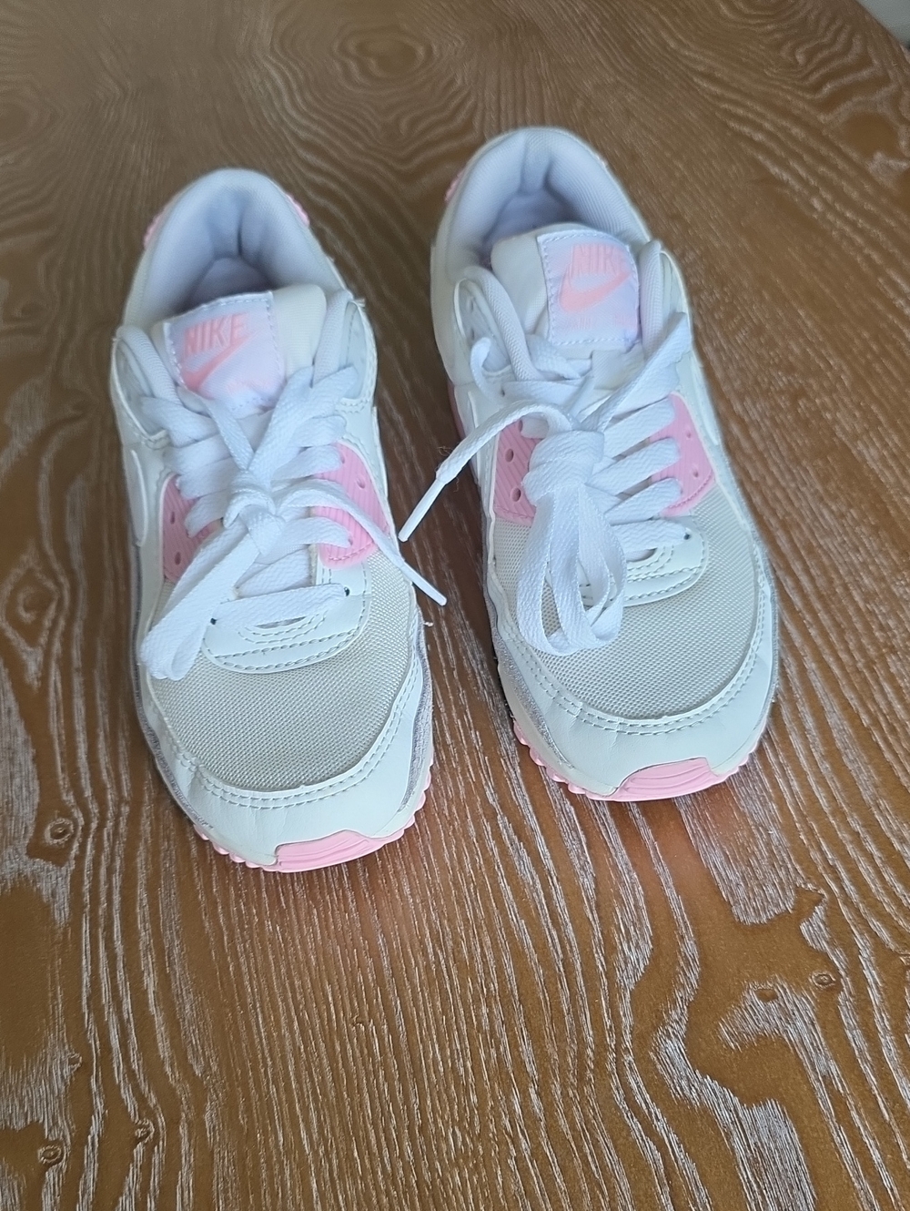 Nike Air Max White/Pink/Cream Sneakers